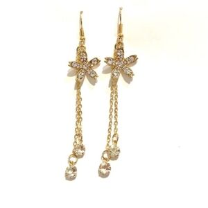 Elegant Gold Flower Drop Earrings